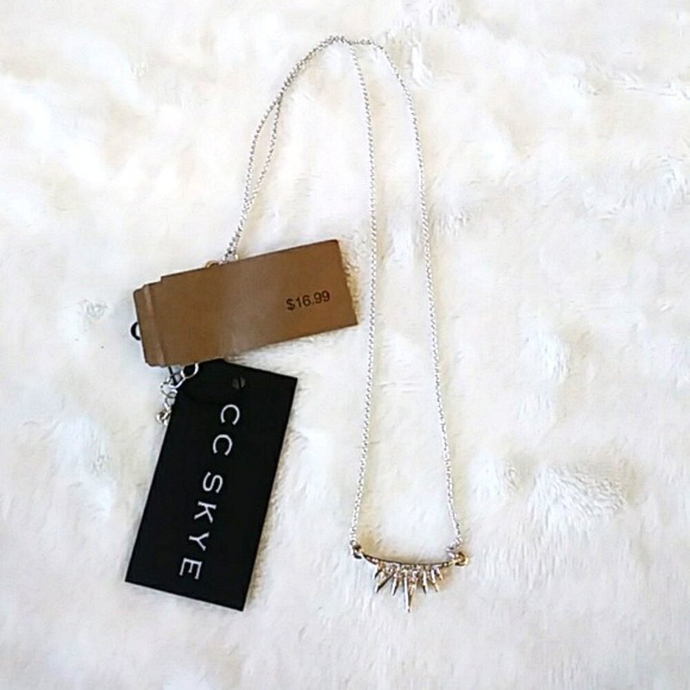 Dainty Crystal Silver Necklace 18" NWT